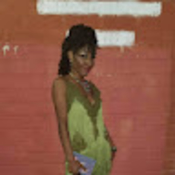 Meet your Posher, Shannon - Picture 1 of 1